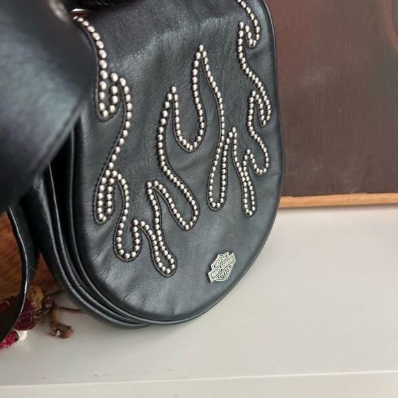 Vintage Harley-Davidson Mini Black Crossbody Bag with Silver Accents 8"x7"x1.5" - Picture 3 of 16